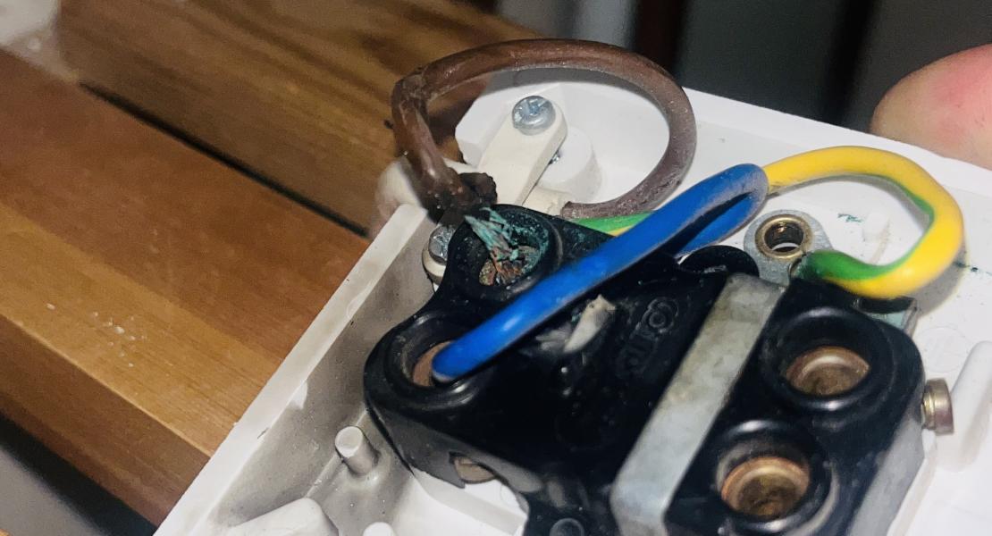Fault finding electrician in Brislington Bristol