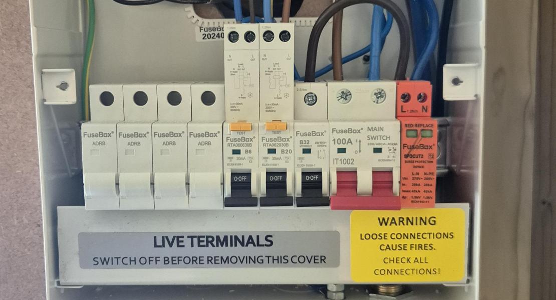 Consumer unit replacement services