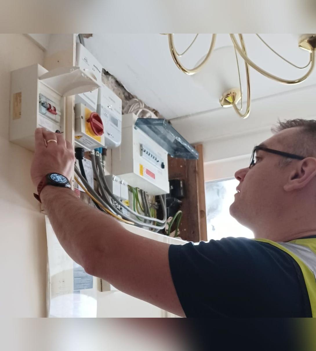 EICR Electrical Installation Condition Report - Safety report 